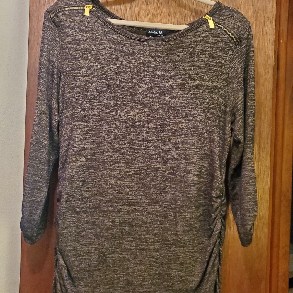 Gold, brown & black maternity top with gold zipper detail at the shoulder. Large